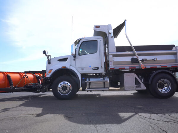 2024 Peterbilt 548 Snow Plow Dump Truck - Image 10